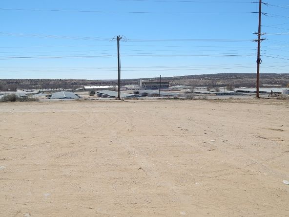 5734 US 64, Farmington, NM 87401